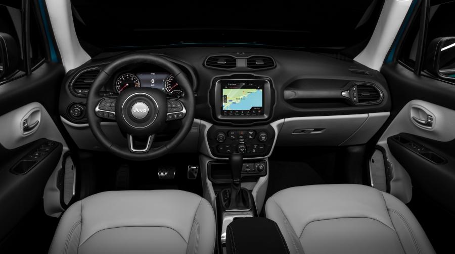 Торпедо Jeep Renegade Limited (BU) 2018 года  (WW) (фото 41 из 45)